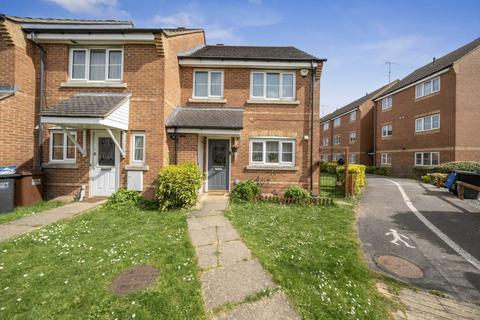 3 bed property, in Gorseway, £450,000