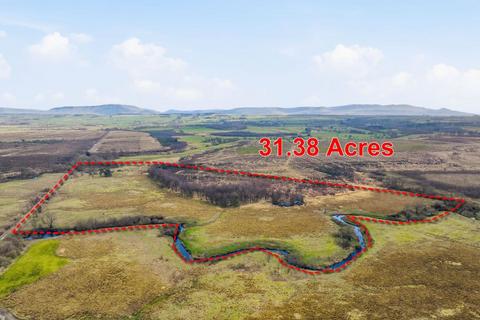 Studio, in 31.38 Acre Site At Easterhill, £99,000