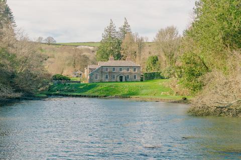 5 bed property, in St. Veep, £3,750,000