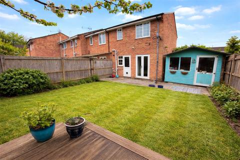 3 bed property, in Slepe Crescent, £320,000