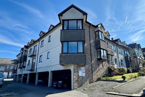 2 bed property, in Michell Avenue, £179,950