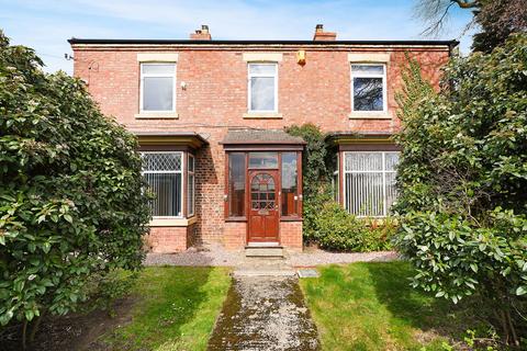6 bed property, in Burtree Lane, £800,000