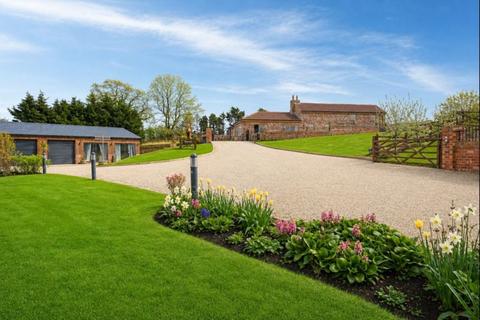 7 bed property, in Burtree Barns, £1,000,000