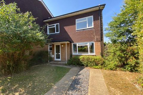 4 bed property, in Carters Way, £475,000