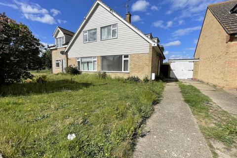 4 bed property, in Lammas Way, £315,000