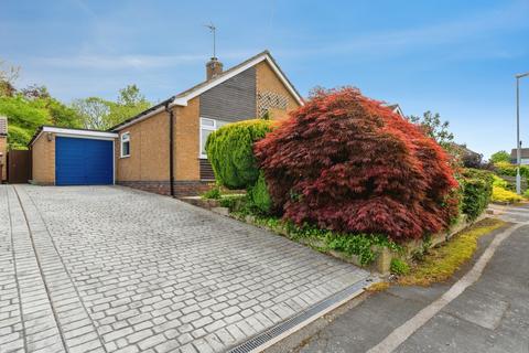 2 bed property, in Bleakmoor Close, £325,000
