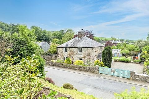 2 bed property, in 2 Sunnyside, £279,950