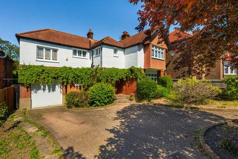 4 bed property, in Ryecroft Road, £1,350,000