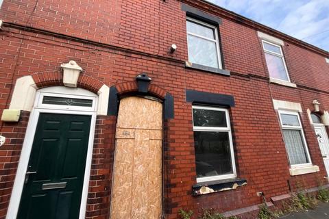 2 bed property, in Hazel Street, £20,000