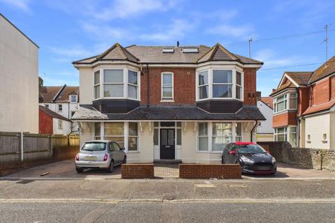 Studio, in Queens Road, £120,000