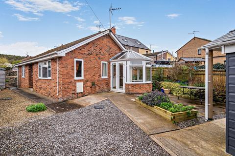 3 bed property, in Upper Bilson Road, £250,000