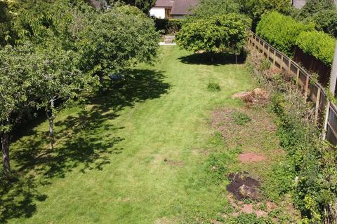 Studio, in Compton Martin, £275,000