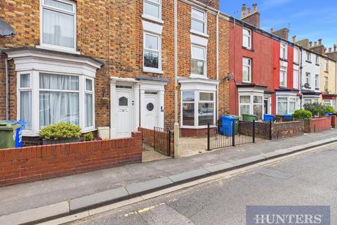 5 bed property, in Cambridge Street, £165,000