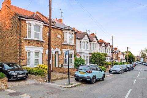 1 bed property, in Browning Road, £260,000