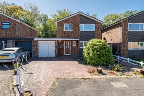 3 bed property, in Whistley Close, £500,000
