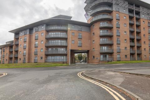 2 bed property, in Manor House Drive, £150,000
