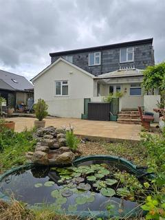 4 bed property, in Springbank, £600,000
