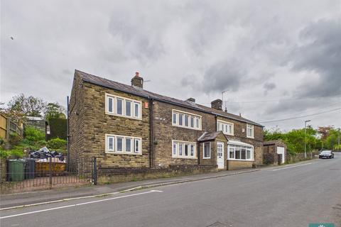 4 bed property, in Lower Turf Lane, £499,950
