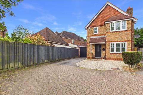 3 bed property, in Mallard Way, £530,000