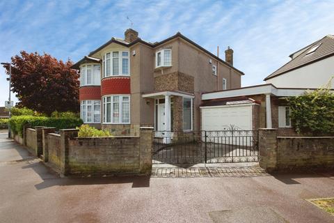 3 bed property, in Woodbridge Road, £700,000