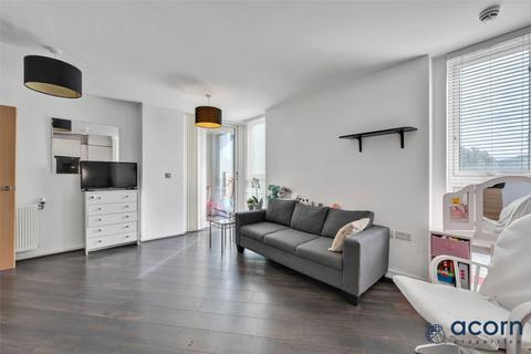 1 bed property, in Bluebell Court, £250,000