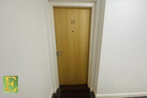 1 bed property, in 34-40 Warwick Road, £117,000