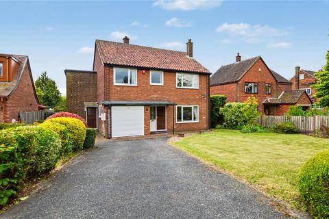 4 bed property, in Holmsley Lane, £500,000