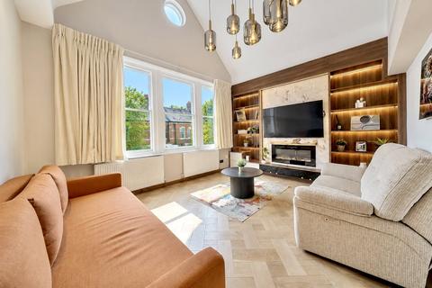 2 bed property, in Blandfield Road, £900,000