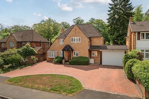 3 bed property, in Howards Wood Drive, £1,200,000