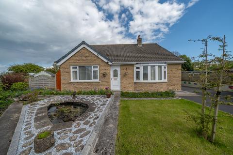 2 bed property, in Sunnymead, £525,000