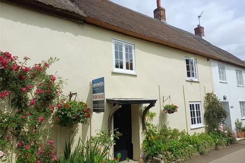 3 bed property, in Mill Lane, £395,000