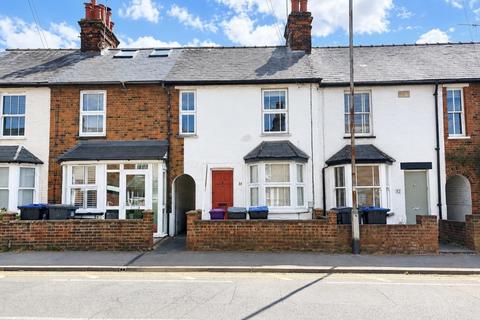 2 bed property, in Highbury road, £375,000