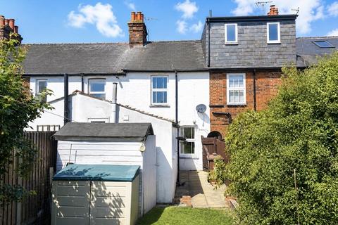 2 bed property, in Highbury road, £375,000