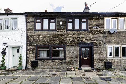 2 bed property, in Daisy Lea, £150,000