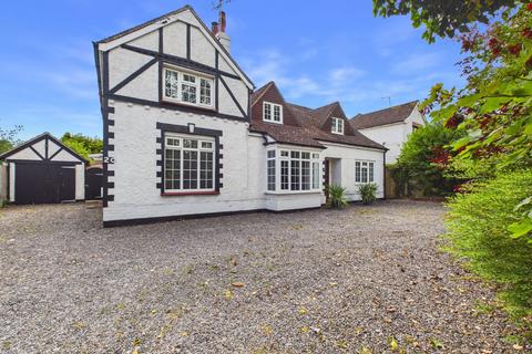 4 bed property, in Mill Lane, £850,000
