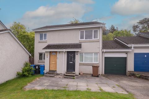 2 bed property, in Ardbreck Place, £125,000