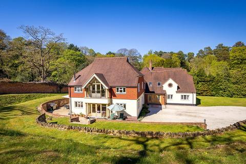 8 bed property, in Gapemouth Road, £2,750,000
