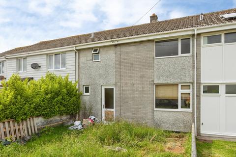 3 bed property, in Gilbert Close, £160,000