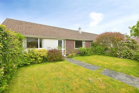 3 bed property, in Rosemellin, £210,000