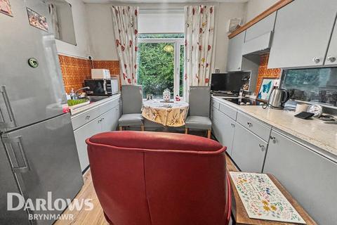 3 bed property, in Alexandra Street, £130,000