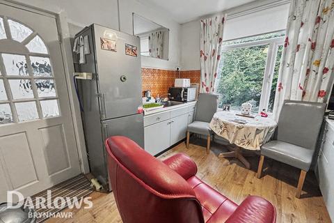 3 bed property, in Alexandra Street, £130,000