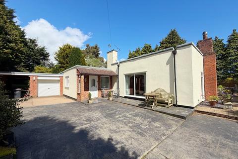 4 bed property, in Langrar, £395,000