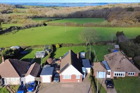 3 bed property, in SEA VIEW Pallance Road, £375,000