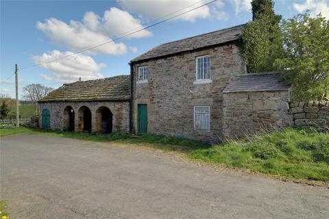 3 bed property, in West Land Ends, £250,000