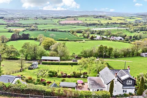 3 bed property, in Priest Weston, £699,950