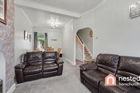 3 bed property, in Westwood Road, £500,000
