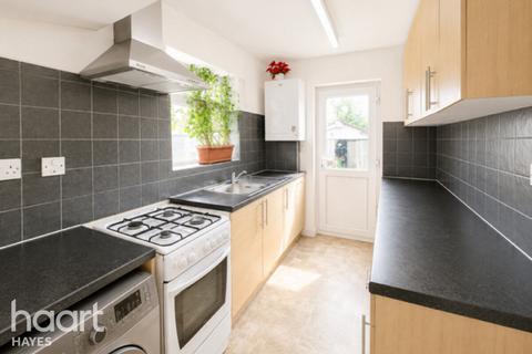 3 bed property, in Craven Close, £600,000