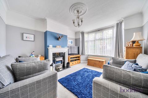 4 bed property, in Eastworth Road, £609,950