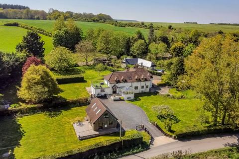 7 bed property, in Livery Road, £1,375,000