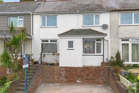 3 bed property, in Dower Road, £240,000